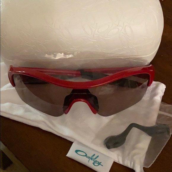 Oakley Accessories - Oakley Endure Wrap Sunglasses